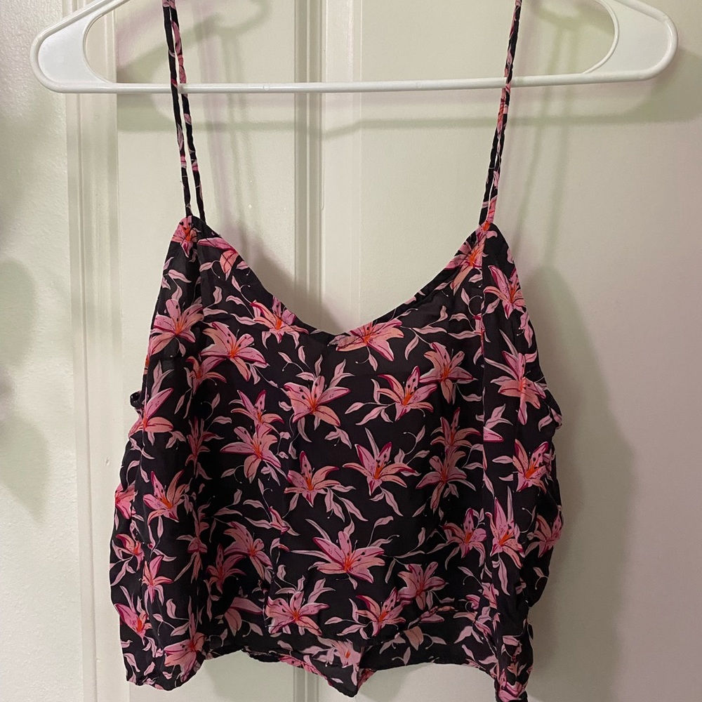 Acacia Liv Top